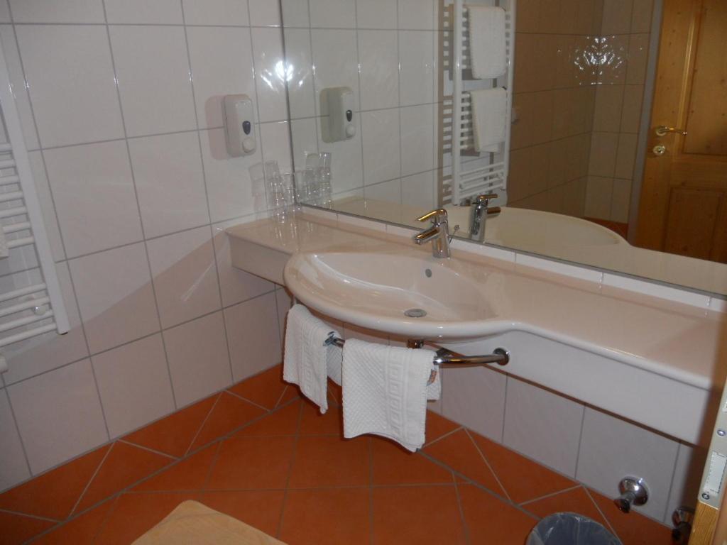 Ferienhotel Innviertel Kirchheim im Innkreis Phòng bức ảnh