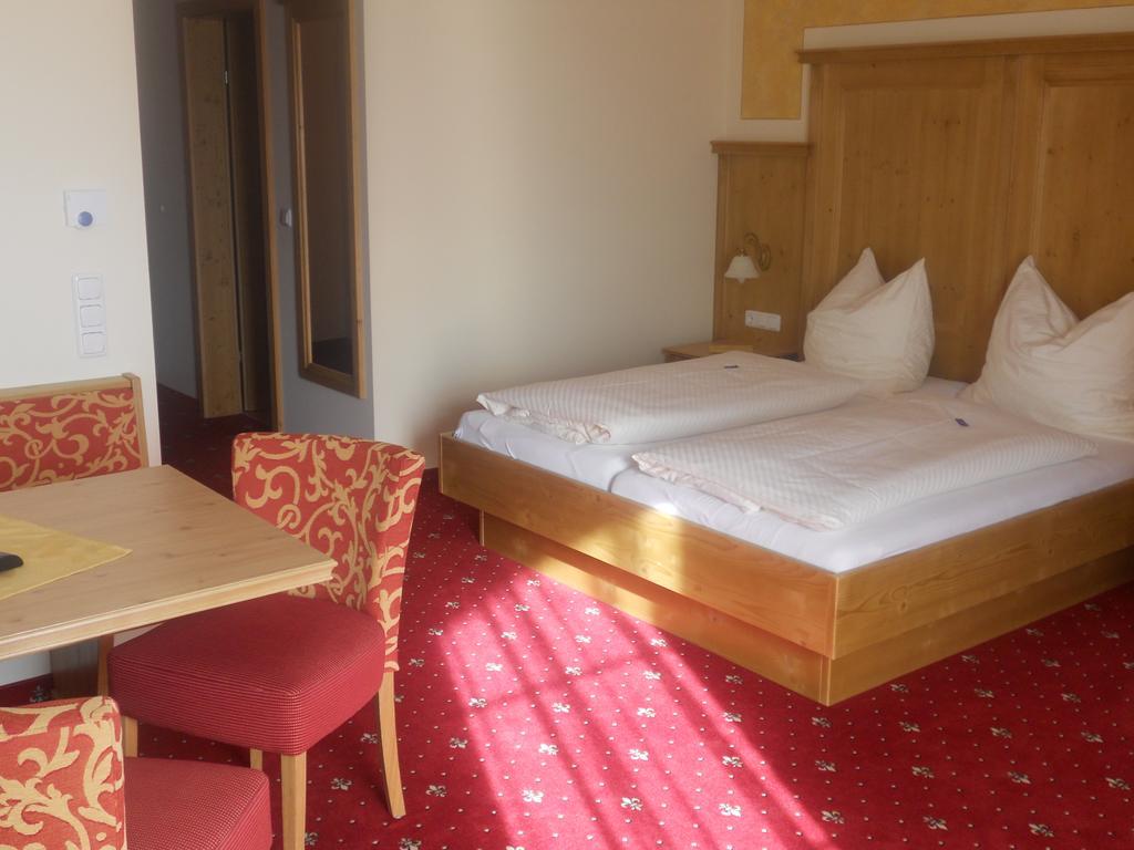 Ferienhotel Innviertel Kirchheim im Innkreis Ngoại thất bức ảnh