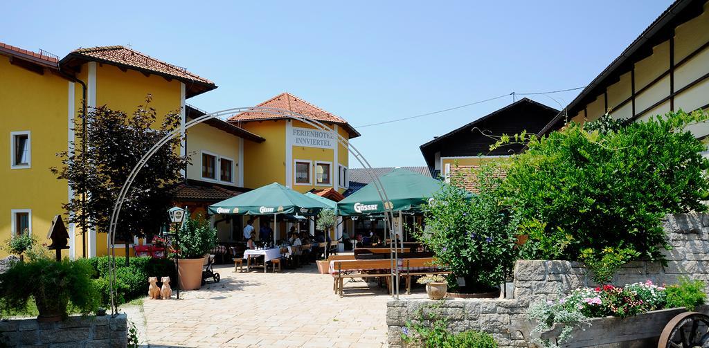 Ferienhotel Innviertel Kirchheim im Innkreis Ngoại thất bức ảnh