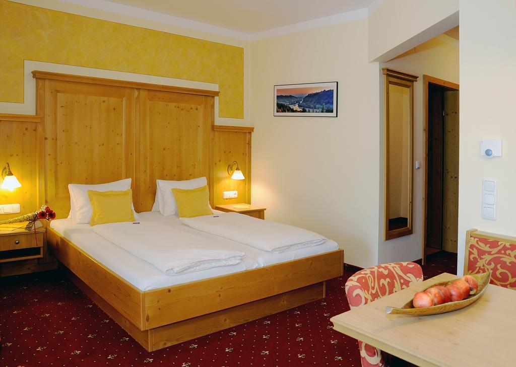 Ferienhotel Innviertel Kirchheim im Innkreis Ngoại thất bức ảnh